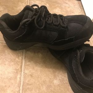 brahma men's adan steel toe low work shoe